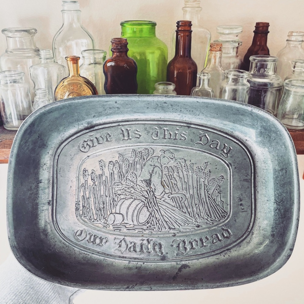 🍞 Vintage Duratale by Leonard Daily Bread Metal Tray Religious Decor